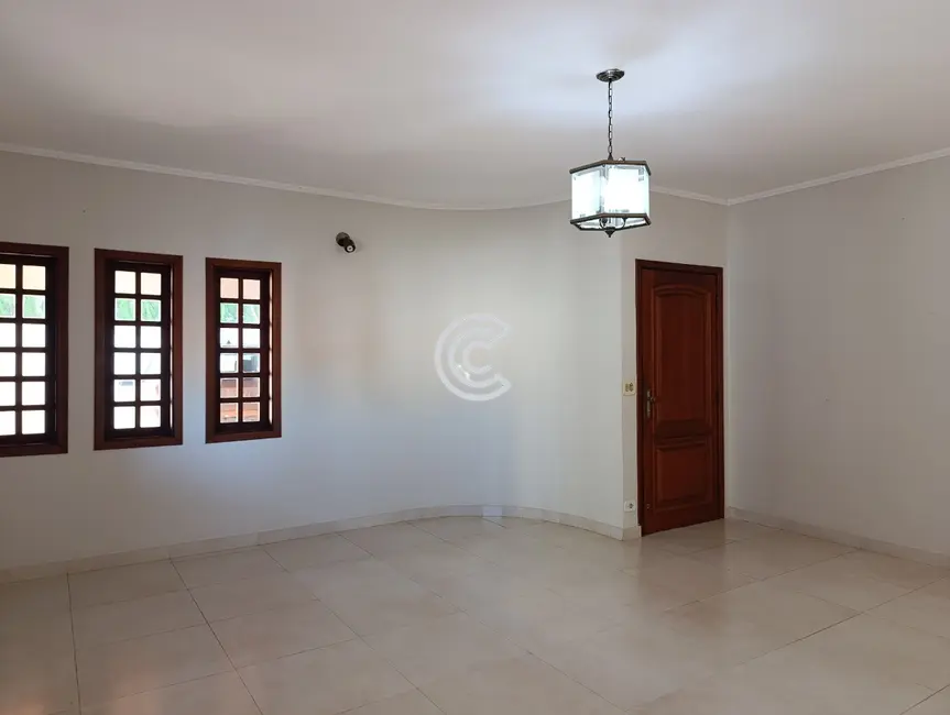 Foto 6 de Casa com 3 quartos à venda, 290m2 em Centro, Vinhedo - SP