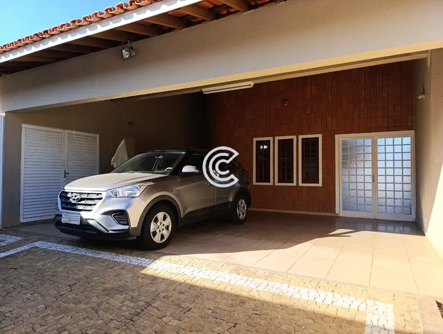 Foto 4 de Casa com 3 quartos à venda, 290m2 em Centro, Vinhedo - SP