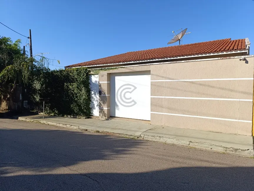 Foto 1 de Casa com 3 quartos à venda, 290m2 em Centro, Vinhedo - SP
