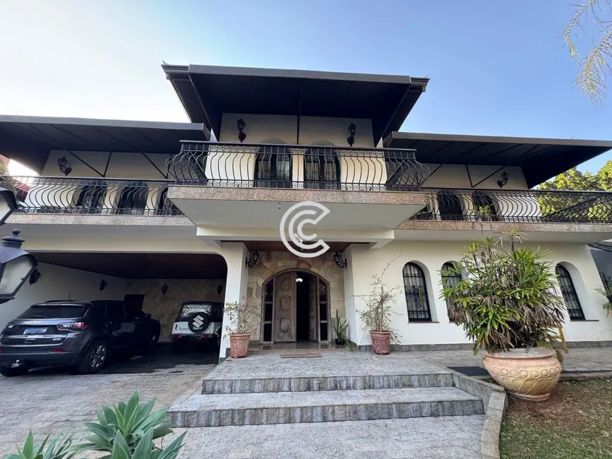 Sala Comercial com 5 quartos à venda, 1380m2 em Taquaral, Campinas - SP - imagem 1 Foto 1 de Sala Comercial com 5 quartos à venda, 1380m2 em Taquaral, Campinas - SP