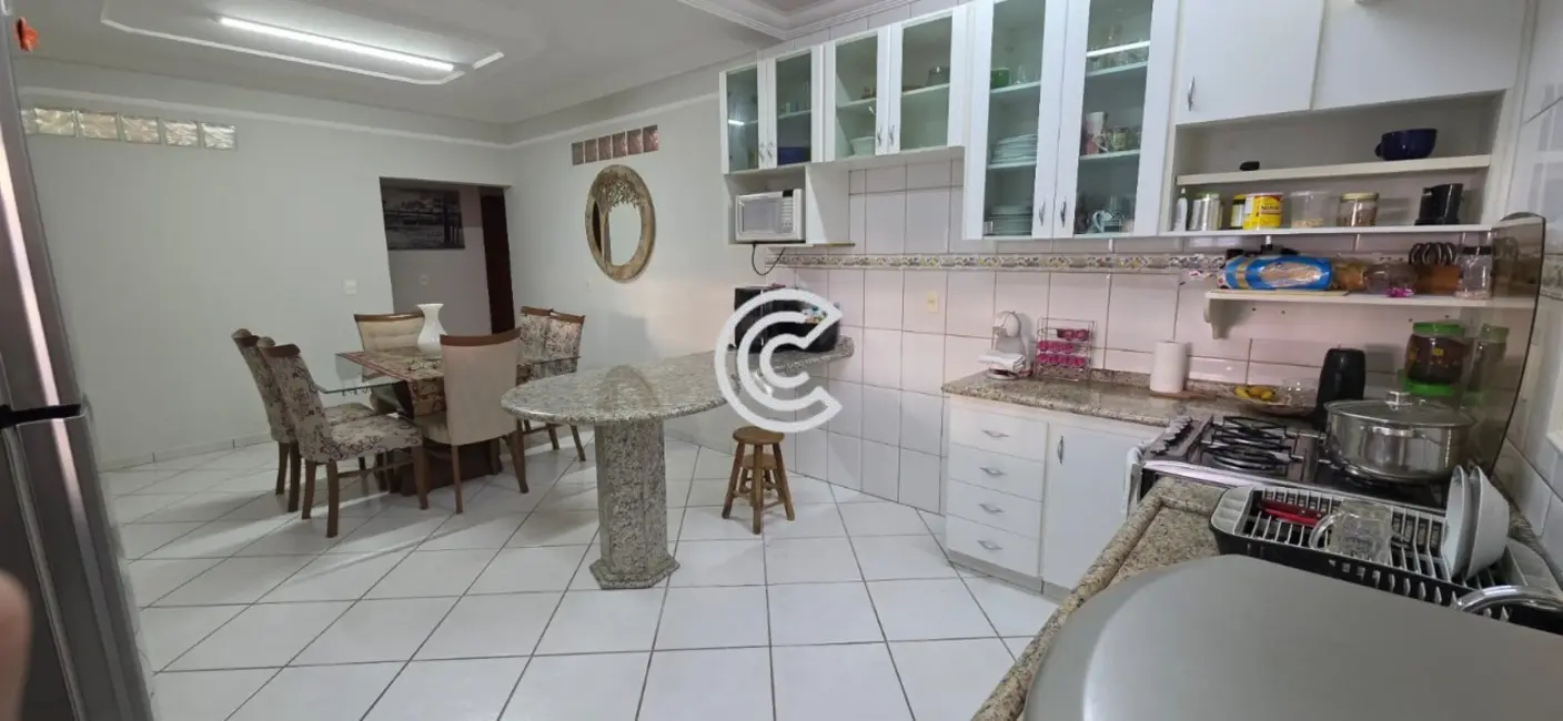 Casa com 3 quartos à venda, 350m2 em Parque Alto Taquaral, Campinas - SP - imagem 6 Foto 6 de Casa com 3 quartos à venda, 350m2 em Parque Alto Taquaral, Campinas - SP