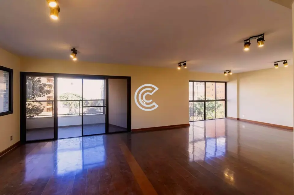 Foto 1 de Apartamento com 3 quartos à venda, 229m2 em Cambuí, Campinas - SP