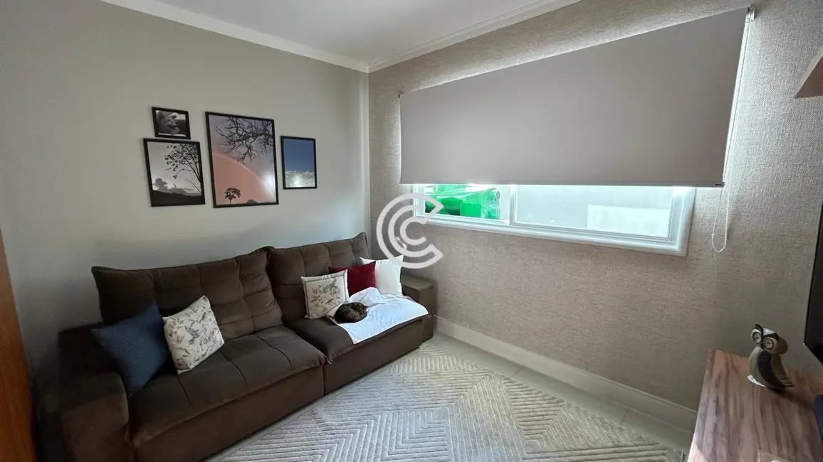 Foto 8 de Casa com 4 quartos à venda, 292m2 em Valinhos - SP