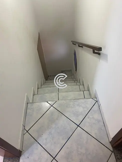 Casa com 4 quartos à venda, 177m2 em Jardim Itapuã, Valinhos - SP - imagem 5 Foto 5 de Casa com 4 quartos à venda, 177m2 em Jardim Itapuã, Valinhos - SP