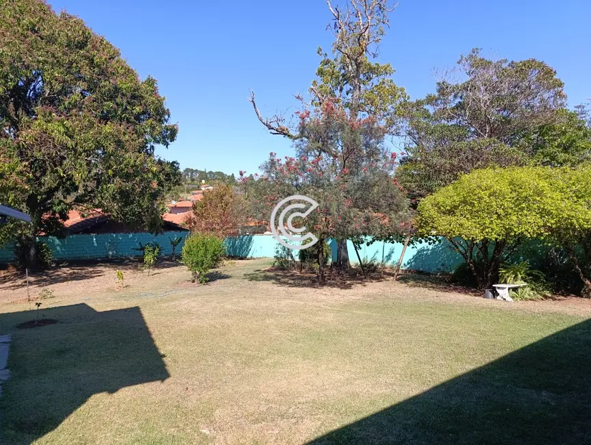 Chácara com 2 quartos à venda, 184m2 em Chácaras São Bento, Valinhos - SP - imagem 3 Foto 3 de Chácara com 2 quartos à venda, 184m2 em Chácaras São Bento, Valinhos - SP