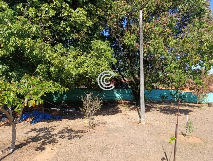 Chácara com 2 quartos à venda, 184m2 em Chácaras São Bento, Valinhos - SP - imagem 9 Foto 9 de Chácara com 2 quartos à venda, 184m2 em Chácaras São Bento, Valinhos - SP