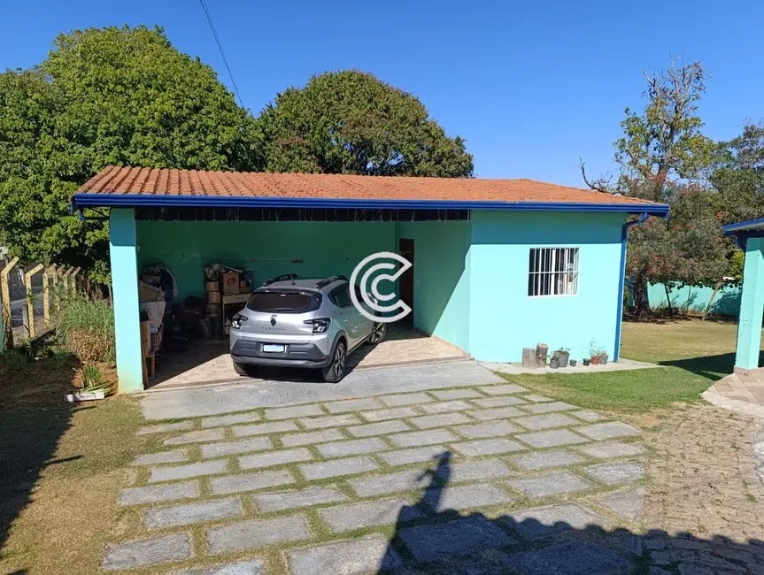 Chácara com 2 quartos à venda, 184m2 em Chácaras São Bento, Valinhos - SP - imagem 1 Foto 1 de Chácara com 2 quartos à venda, 184m2 em Chácaras São Bento, Valinhos - SP