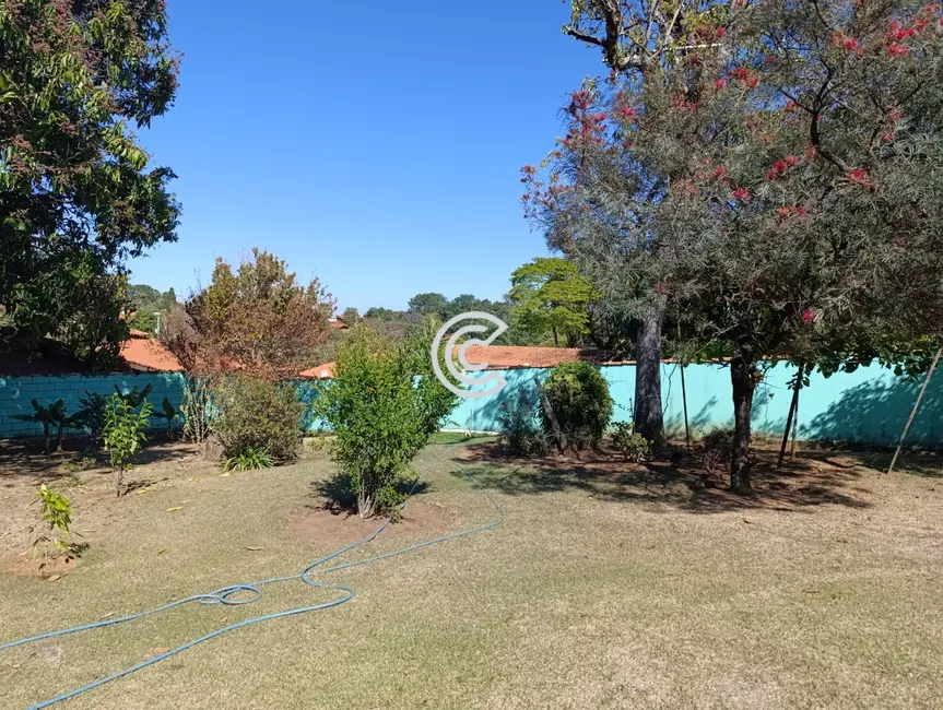 Chácara com 2 quartos à venda, 184m2 em Chácaras São Bento, Valinhos - SP - imagem 5 Foto 5 de Chácara com 2 quartos à venda, 184m2 em Chácaras São Bento, Valinhos - SP