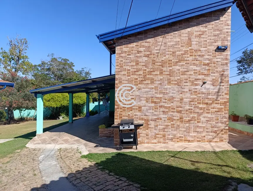 Chácara com 2 quartos à venda, 184m2 em Chácaras São Bento, Valinhos - SP - imagem 2 Foto 2 de Chácara com 2 quartos à venda, 184m2 em Chácaras São Bento, Valinhos - SP