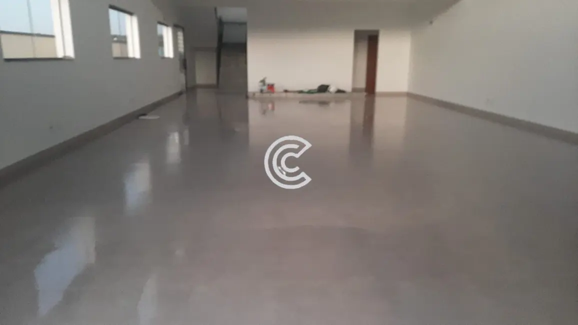 Armazém / Galpão à venda, 231m2 em Capela, Vinhedo - SP - imagem 6 Foto 6 de Armazém / Galpão à venda, 231m2 em Capela, Vinhedo - SP