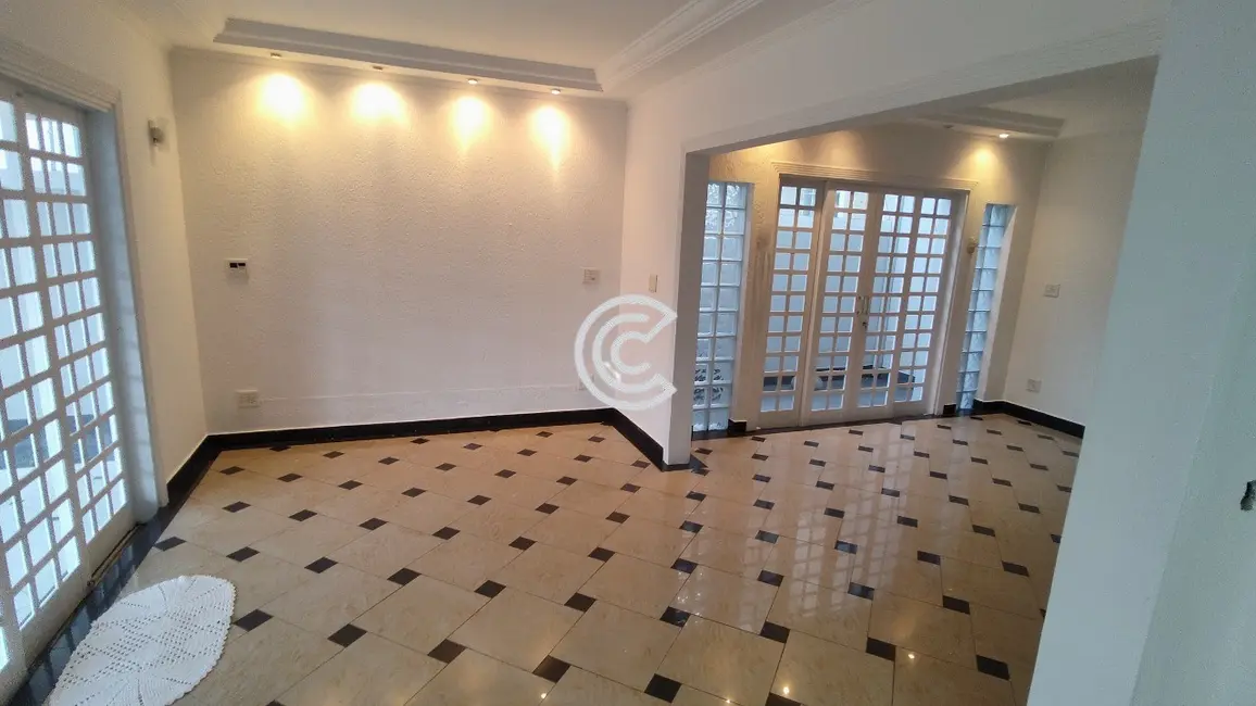 Casa com 4 quartos à venda e para alugar, 267m2 em Jardim Guanabara, Campinas - SP - imagem 3 Foto 3 de Casa com 4 quartos à venda e para alugar, 267m2 em Jardim Guanabara, Campinas - SP