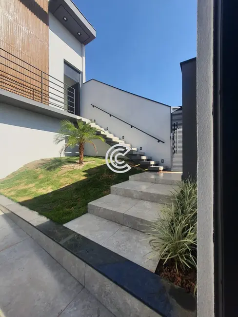 Casa com 3 quartos à venda, 163m2 em Campinas - SP - imagem 1 Foto 1 de Casa com 3 quartos à venda, 163m2 em Campinas - SP