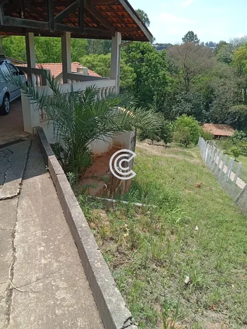 Chácara com 5 quartos à venda, 248m2 em Chácaras Alpina, Valinhos - SP - imagem 3 Foto 3 de Chácara com 5 quartos à venda, 248m2 em Chácaras Alpina, Valinhos - SP