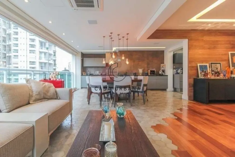 Apartamento com 3 quartos à venda, 157m2 em Vila Nova Conceição, São Paulo - SP - imagem 1 Foto 1 de Apartamento com 3 quartos à venda, 157m2 em Vila Nova Conceição, São Paulo - SP