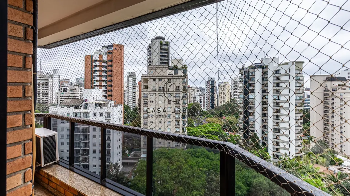 Foto 4 de Apartamento com 4 quartos à venda, 233m2 em Vila Nova Conceição, São Paulo - SP