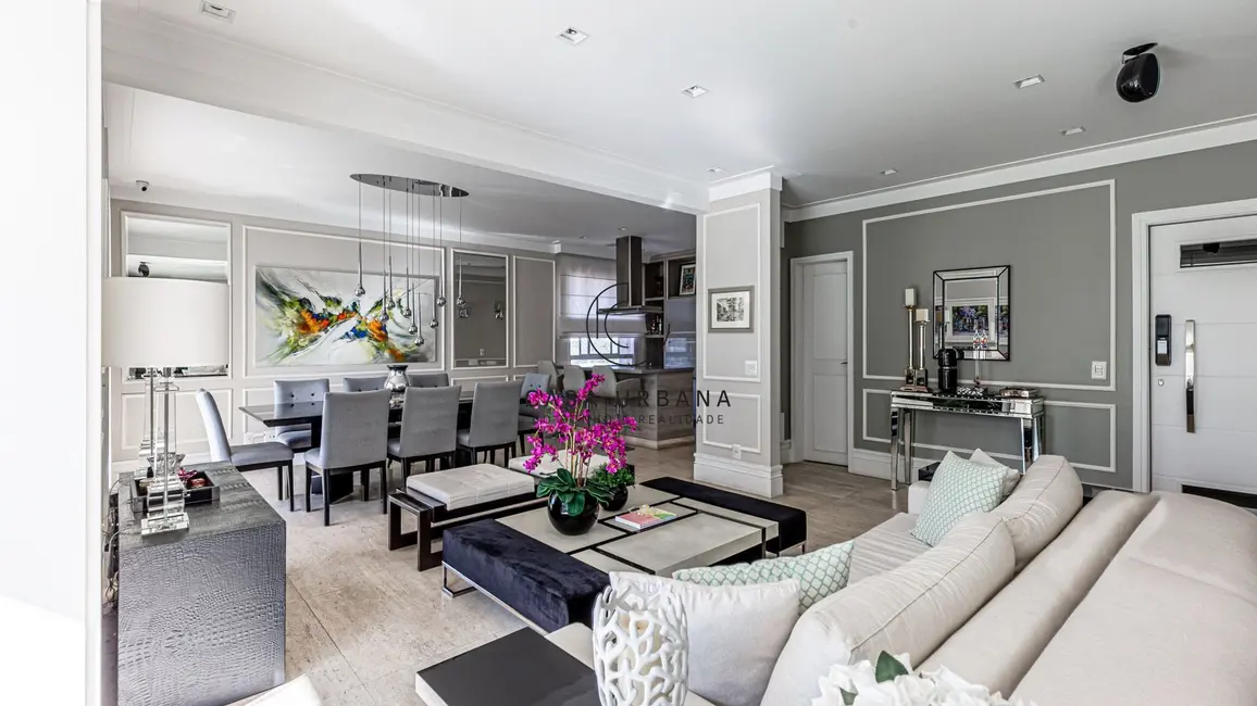 Foto 8 de Apartamento com 4 quartos à venda, 235m2 em Itaim Bibi, São Paulo - SP