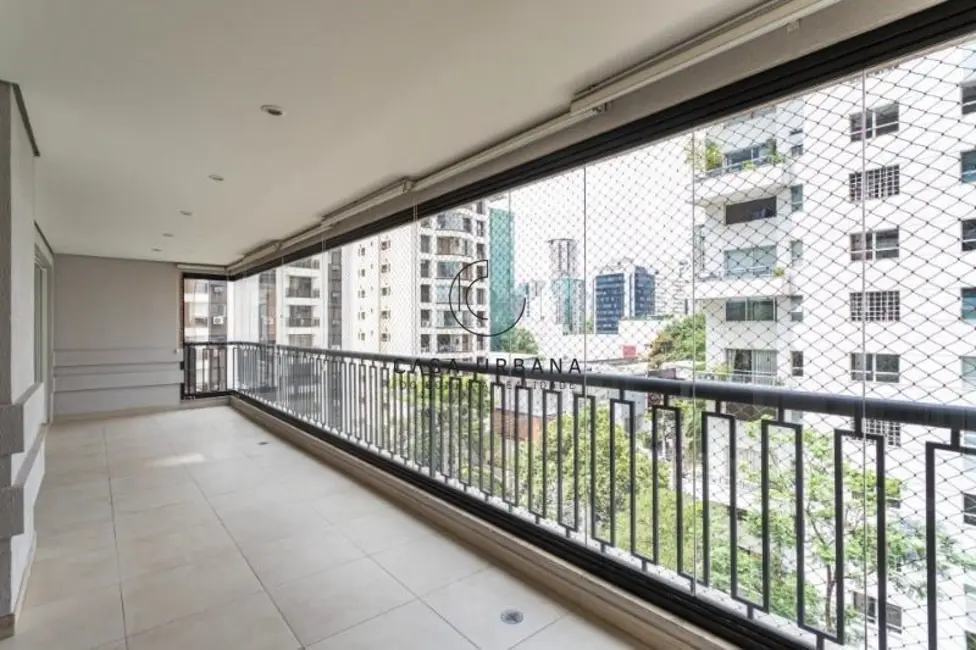 Foto 2 de Apartamento com 3 quartos para alugar, 158m2 em Itaim Bibi, São Paulo - SP