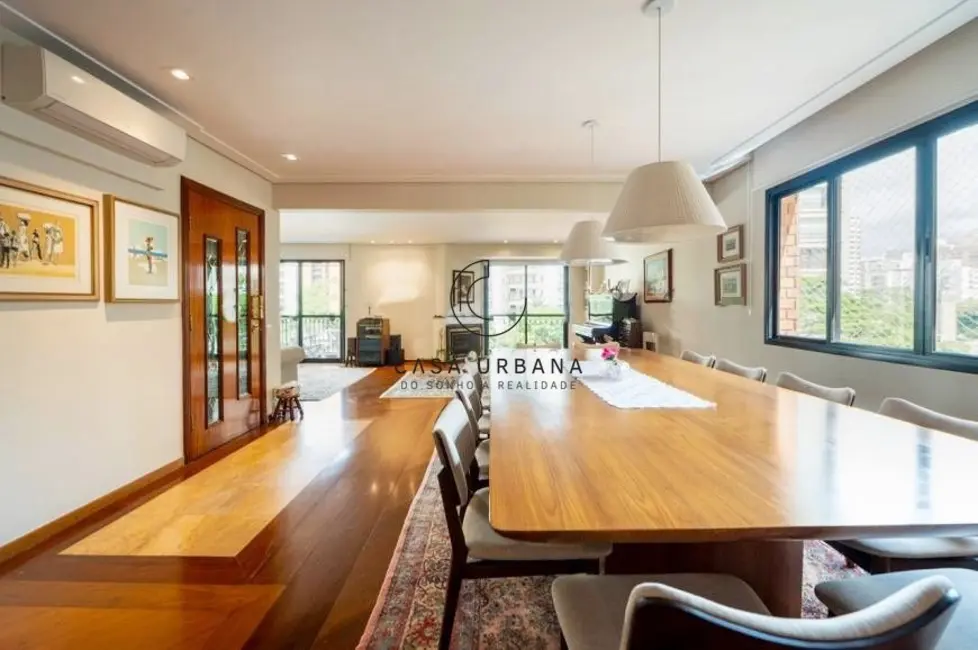 Foto 6 de Apartamento com 4 quartos à venda, 220m2 em Vila Nova Conceição, São Paulo - SP