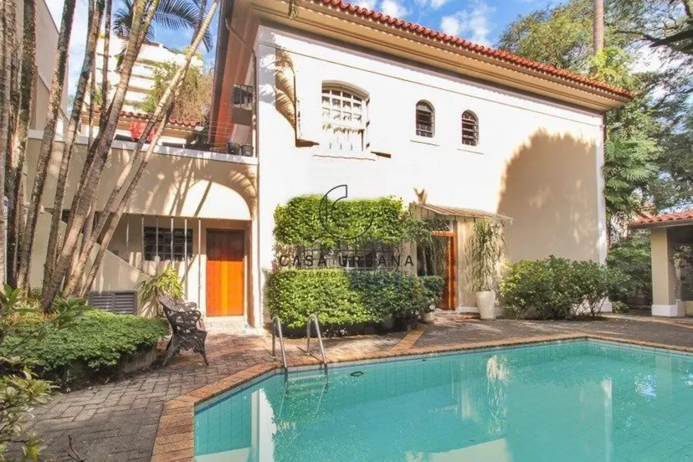 Casa com 3 quartos à venda, 210m2 em Vila Nova Conceição, São Paulo - SP - imagem 1 Foto 1 de Casa com 3 quartos à venda, 210m2 em Vila Nova Conceição, São Paulo - SP