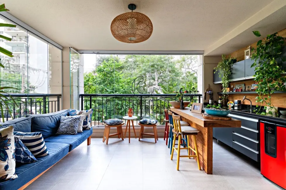 Apartamento com 3 quartos à venda, 165m2 em Moema, São Paulo - SP - imagem 1 Foto 1 de Apartamento com 3 quartos à venda, 165m2 em Moema, São Paulo - SP