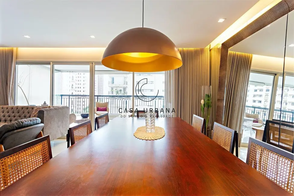 Foto 5 de Apartamento com 3 quartos para alugar, 206m2 em Moema, São Paulo - SP