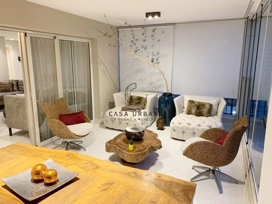 Foto 3 de Apartamento com 3 quartos para alugar, 206m2 em Moema, São Paulo - SP