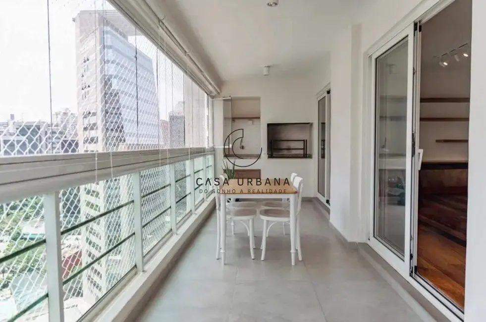 Apartamento com 3 quartos à venda, 139m2 em Vila Olímpia, São Paulo - SP - imagem 1 Foto 1 de Apartamento com 3 quartos à venda, 139m2 em Vila Olímpia, São Paulo - SP
