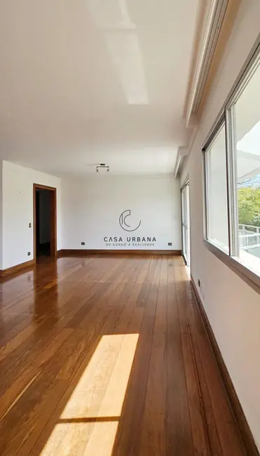 Foto 8 de Apartamento com 4 quartos à venda, 237m2 em Vila Nova Conceição, São Paulo - SP