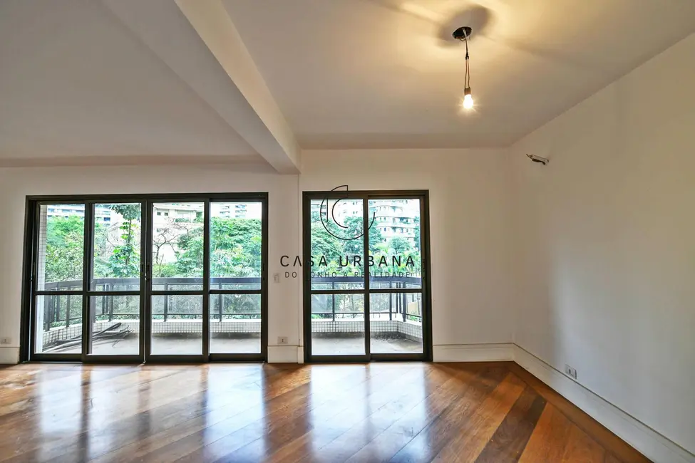 Foto 8 de Apartamento com 3 quartos à venda, 210m2 em Vila Nova Conceição, São Paulo - SP