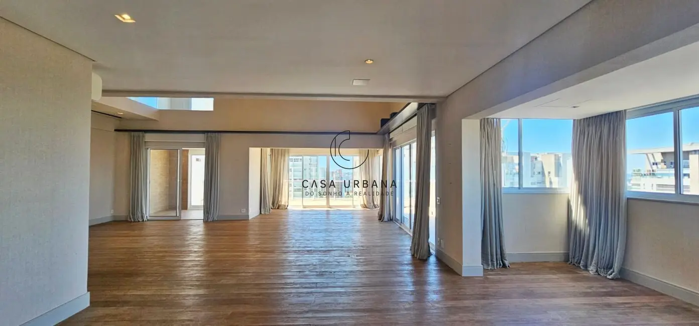 Foto 4 de Cobertura com 4 quartos à venda, 642m2 em Campo Belo, São Paulo - SP