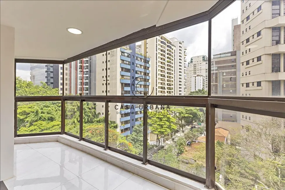 Foto 1 de Apartamento com 4 quartos à venda, 206m2 em Vila Nova Conceição, São Paulo - SP