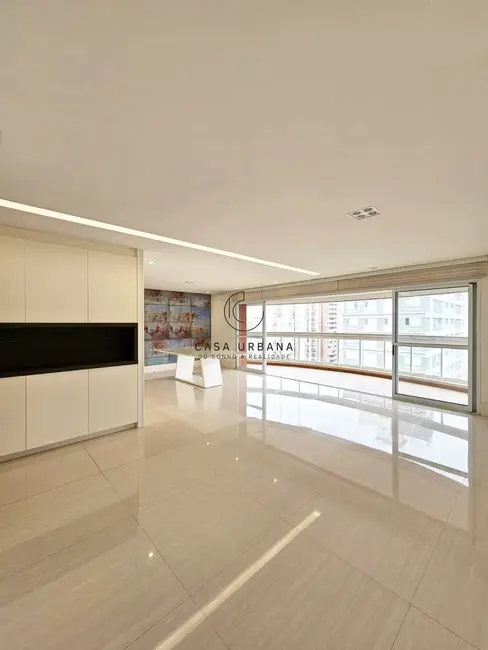 Foto 2 de Apartamento com 3 quartos à venda, 210m2 em Moema, São Paulo - SP