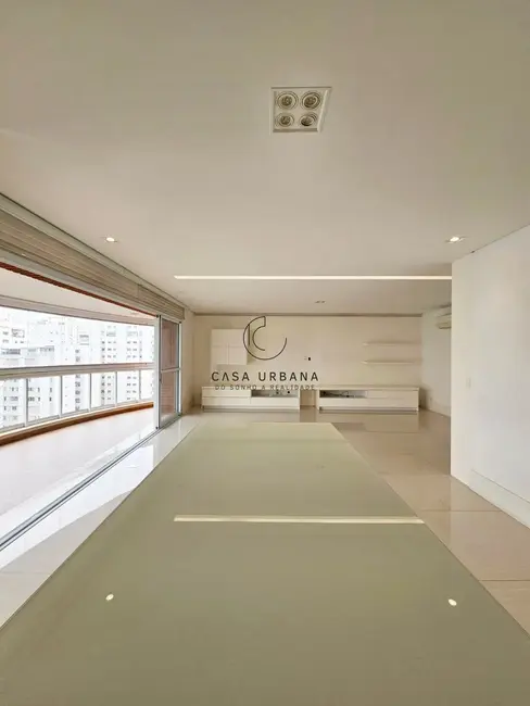 Foto 6 de Apartamento com 3 quartos à venda, 210m2 em Moema, São Paulo - SP