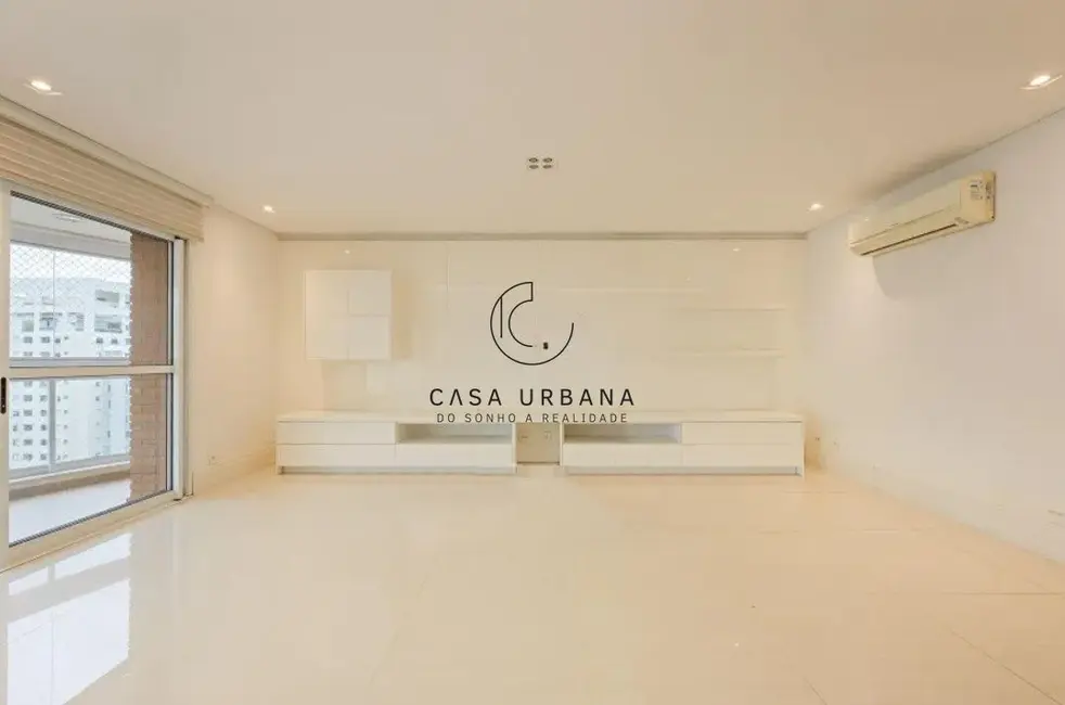 Apartamento com 3 quartos à venda, 210m2 em Moema, São Paulo - SP - imagem 4 Foto 4 de Apartamento com 3 quartos à venda, 210m2 em Moema, São Paulo - SP