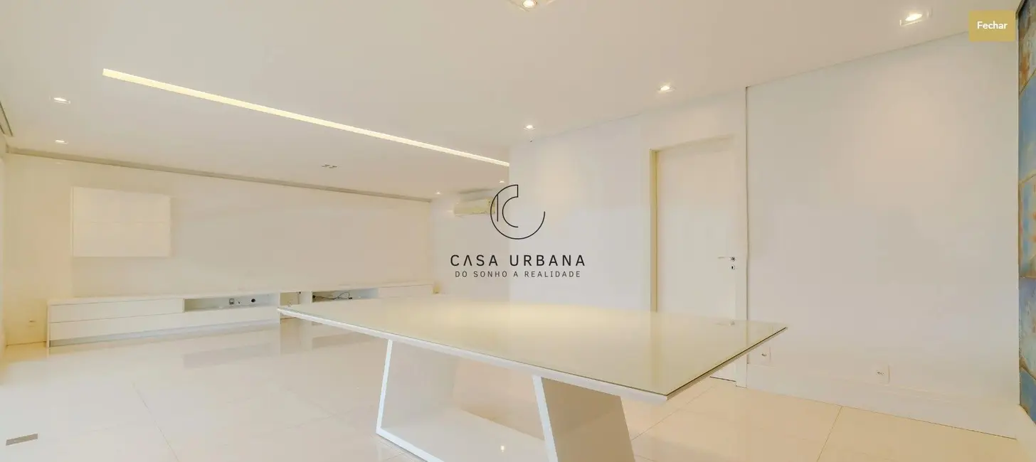 Apartamento com 3 quartos à venda, 210m2 em Moema, São Paulo - SP - imagem 8 Foto 8 de Apartamento com 3 quartos à venda, 210m2 em Moema, São Paulo - SP