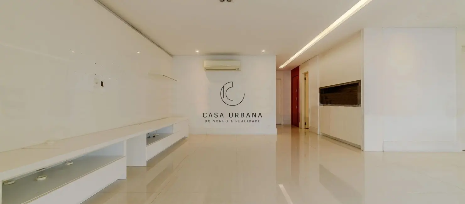 Apartamento com 3 quartos à venda, 210m2 em Moema, São Paulo - SP - imagem 5 Foto 5 de Apartamento com 3 quartos à venda, 210m2 em Moema, São Paulo - SP