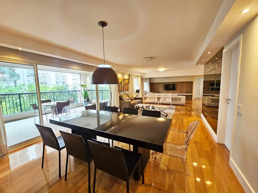 Foto 6 de Apartamento com 3 quartos à venda, 206m2 em Moema, São Paulo - SP