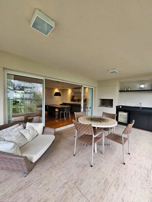 Foto 9 de Apartamento com 3 quartos à venda, 206m2 em Moema, São Paulo - SP