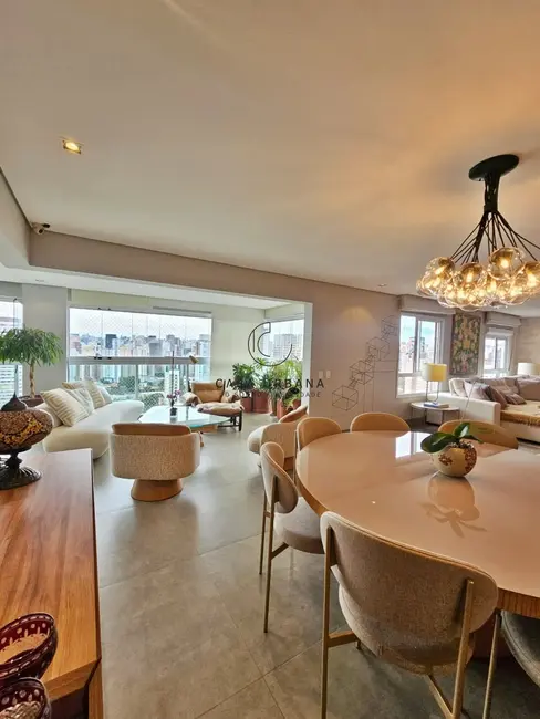 Apartamento com 3 quartos à venda, 210m2 em Vila Olímpia, São Paulo - SP - imagem 8 Foto 8 de Apartamento com 3 quartos à venda, 210m2 em Vila Olímpia, São Paulo - SP