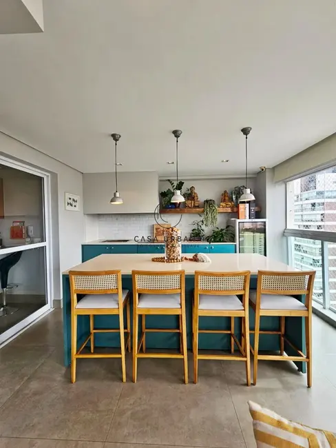 Apartamento com 3 quartos à venda, 210m2 em Vila Olímpia, São Paulo - SP - imagem 2 Foto 2 de Apartamento com 3 quartos à venda, 210m2 em Vila Olímpia, São Paulo - SP