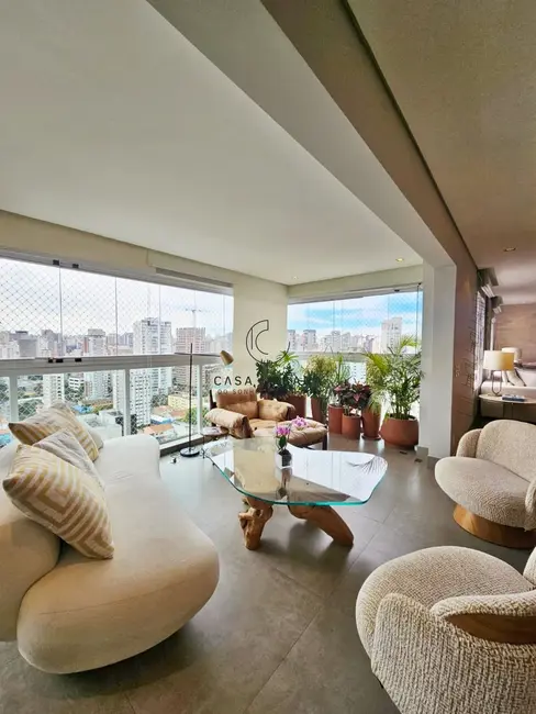 Apartamento com 3 quartos à venda, 210m2 em Vila Olímpia, São Paulo - SP - imagem 9 Foto 9 de Apartamento com 3 quartos à venda, 210m2 em Vila Olímpia, São Paulo - SP