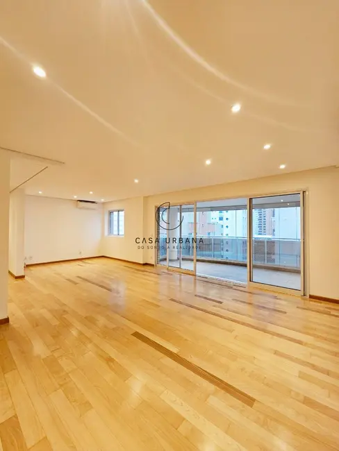 Foto 8 de Apartamento com 3 quartos à venda, 167m2 em Vila Nova Conceição, São Paulo - SP