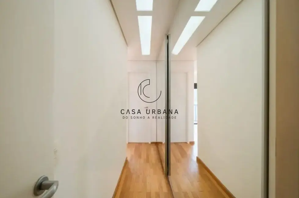 Apartamento com 3 quartos à venda, 162m2 em Vila Nova Conceição, São Paulo - SP - imagem 9 Foto 9 de Apartamento com 3 quartos à venda, 162m2 em Vila Nova Conceição, São Paulo - SP