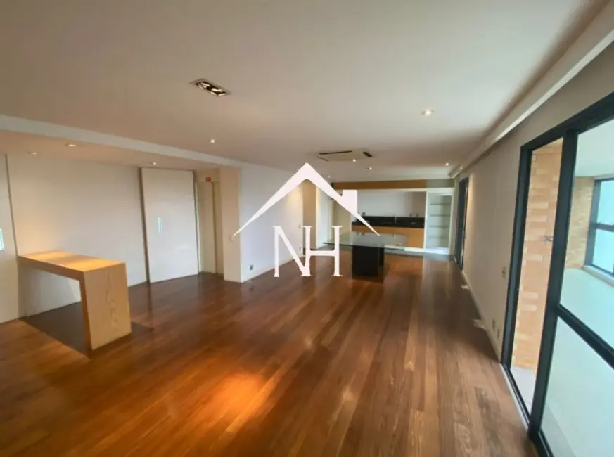 Apartamento com 3 quartos à venda, 192m2 em Jardim Morumbi, São Paulo - SP - imagem 3 Foto 3 de Apartamento com 3 quartos à venda, 192m2 em Jardim Morumbi, São Paulo - SP