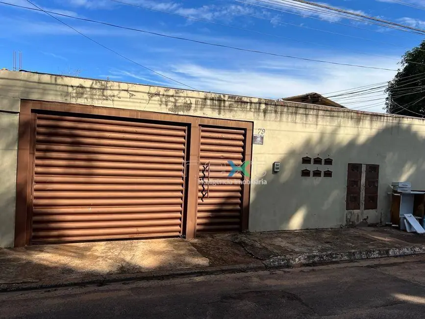 Foto 2 de Casa à venda, 456m2 em Santo Antônio, Campo Grande - MS