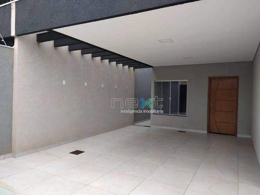 Foto 2 de Casa com 3 quartos à venda, 225m2 em Parque Residencial Rita Vieira, Campo Grande - MS