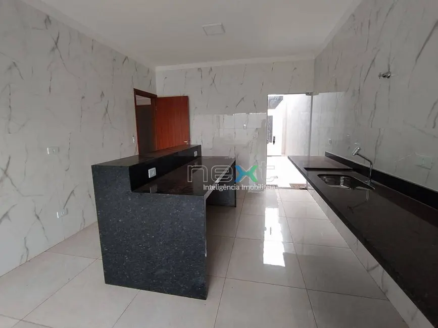Casa com 3 quartos à venda, 225m2 em Parque Residencial Rita Vieira, Campo Grande - MS - imagem 7 Foto 7 de Casa com 3 quartos à venda, 225m2 em Parque Residencial Rita Vieira, Campo Grande - MS