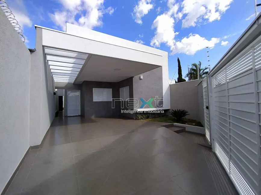 Casa com 3 quartos à venda, 235m2 em Jardim Mansur, Campo Grande - MS - imagem 2 Foto 2 de Casa com 3 quartos à venda, 235m2 em Jardim Mansur, Campo Grande - MS