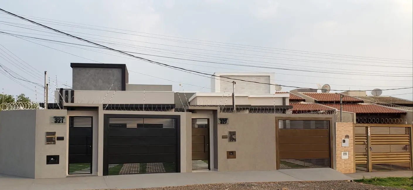 Foto 2 de Casa com 3 quartos à venda, 142m2 em Jardim das Macaúbas, Campo Grande - MS