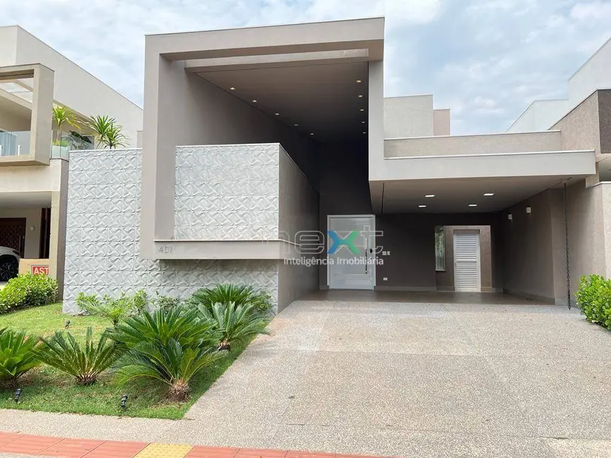 Foto 1 de Casa de Condomínio com 3 quartos à venda, 360m2 em Residencial Damha III, Campo Grande - MS